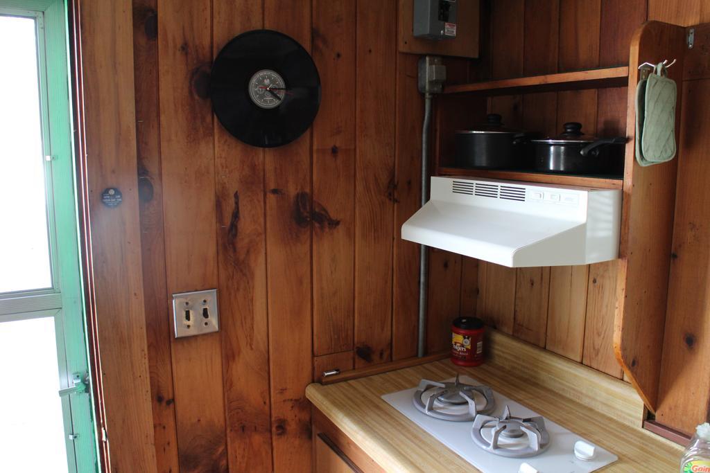 Pine Valley Cabins Thornton Phòng bức ảnh